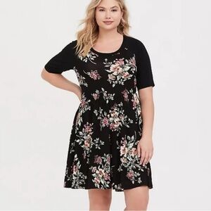 torrid Black Floral Dress size 1 | 1X 14-16